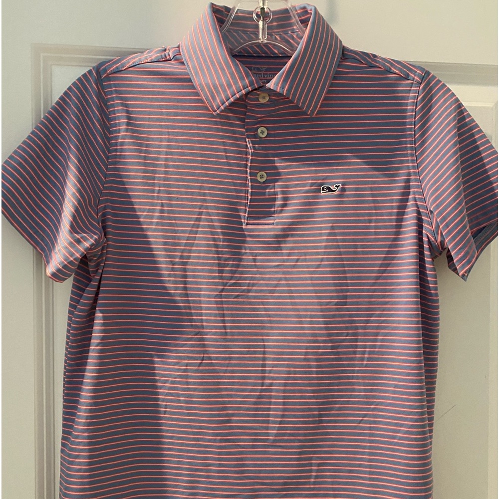 Boys Vineyard Vines Polo shirt. EUC